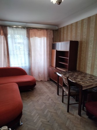 Продається 2 кімнатна квартира на 3 поверсі 5 поверхового будинку - фото 1