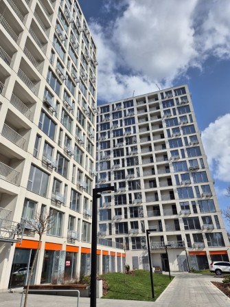 Продам 2к квартиру жк Вертикаль Клочко-6  60м2 с ремонтом - фото 1