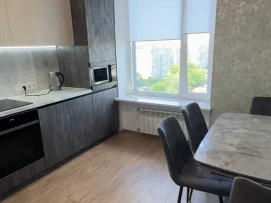 Продам квартиру с ремонтом в ЖК Слобожанская Слобода