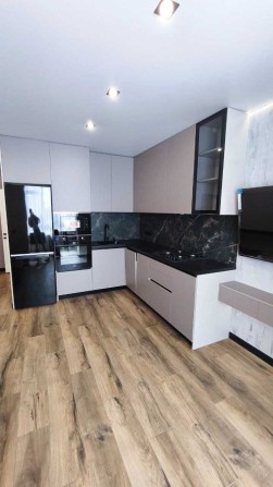 Продам стильну, 2к квартиру, 69м2, ЖК Брама-2, Слобожанське, лівий берег. - фото 1