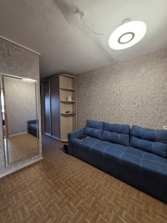 Продам двокімнатну квартиру у с. Дніпровське - фото 1