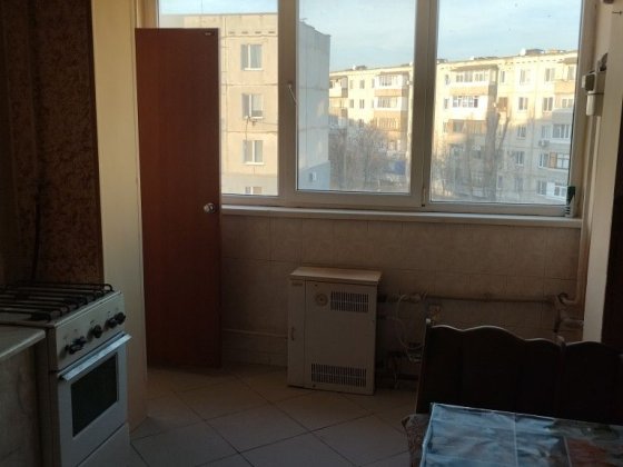 Меняю на хороший автомобиль трёхкомнатную квартиру новой планировки с автономным отоплением