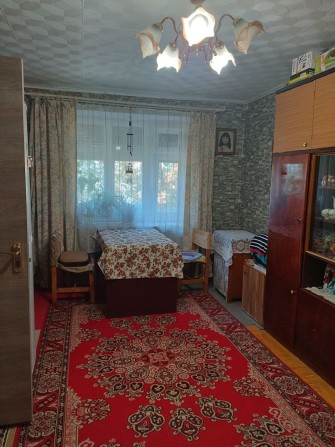 Продаж 2 кімн  Квартири  2/5 - фото 1