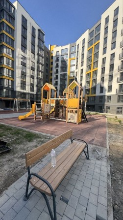 Продаж 2-км квартири з видом на  Вовчинецькі гори - фото 1