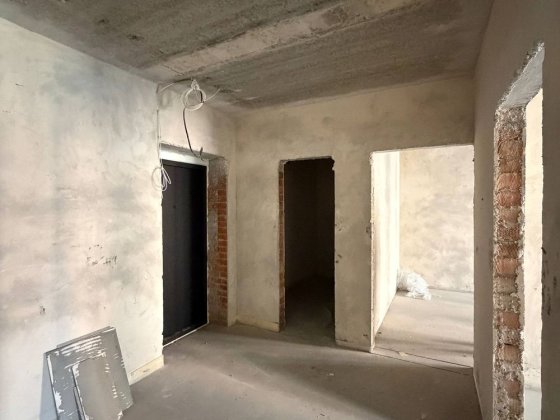 продаж 2 кімнатної квартири в ЖК Долішній ,з відкритим балконом  з теплою підлогою , готовою до ремо Криховцы