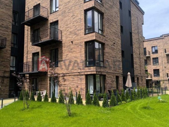 Продається простора квартиру з великим патіо в ЖК «Долішній», Крихівці. Криховцы