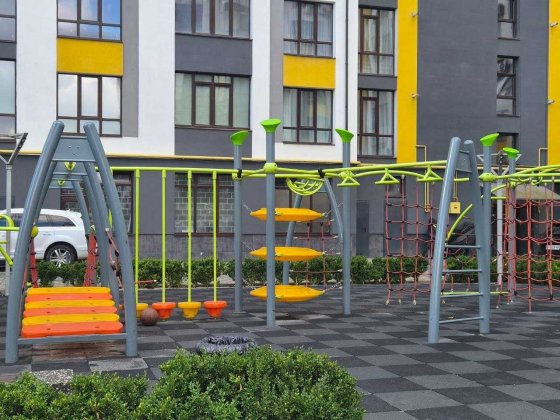 Продаж великої 1 к. квартири по вул.Хіміків Угринов