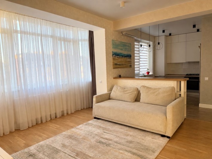 Продаж 3-кімнатної квартири в ЖК Family, Гатне - фото 1