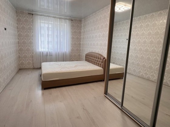 Квартира, 2-кімн., 62.5 м², Білогородка Білогородка
