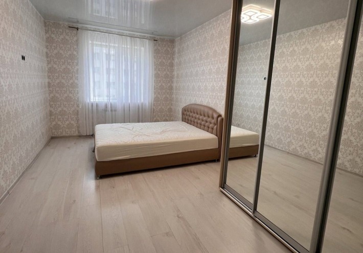 Квартира, 2-кімн., 62.5 м², Білогородка - фото 1