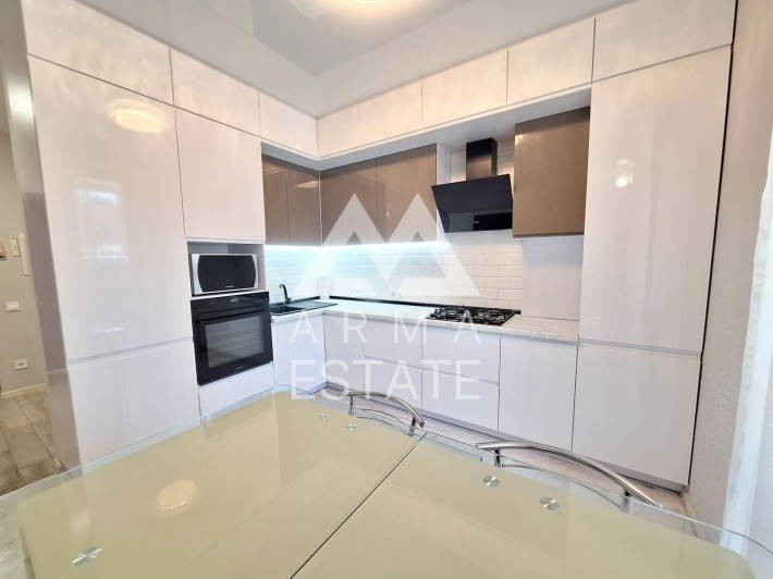 Продаж 3к 77м Озерний Гай Гатне Приозерний 1-Б Теремки, Глушкова 10 хв - фото 1