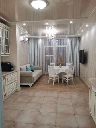 Продаж 2-к квартири вул. Регенераторна 4 - фото 1