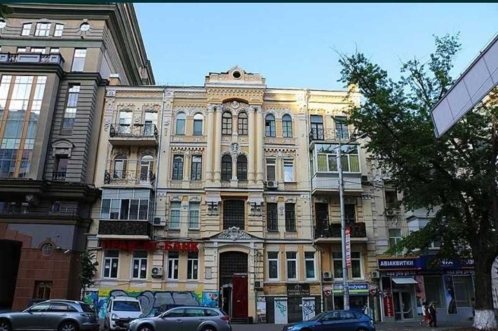 Терміново!Продаж  квартира в центрі - фото 1