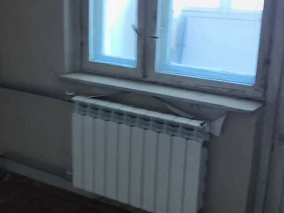Продаж від власників двохкімнатной оболонь , героів дніпра 9 , низький поверх 4