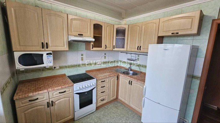 Продаж компактної 2-кімнатної квартири на вул. Санаторній, 18 - фото 1