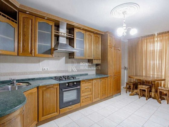 Продаж Квартира Київ Подільський район вул. Костянтинівська 5 кімнат 215 м² Дворівнева Камін Метро 3 Київ