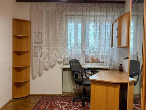 3К Левандовська 14, Центр Києва, Парк Вічної Слави, метро Арсенальна,спец.проєкт Киев