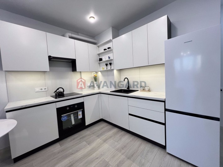 Продаж 1-кім квартири, ЖК Метро парк, вул. Кам'янська 127, метро Вирлиця - фото 1