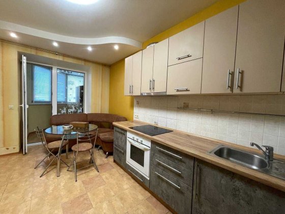 Продаж 3-К Ахматової 33 м.Позняки