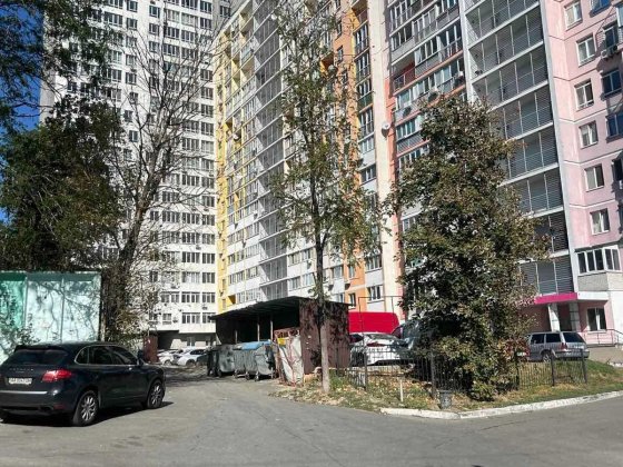 Продажа Квартира 1-я Киев Голосеевский район улица Ракетная 24,  1/25  21,10м/11,7 су/3м  отличное с
