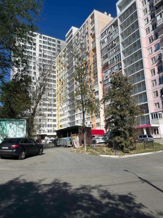 Продажа Квартира 1-я Киев Голосеевский район улица Ракетная 24,  1/25  21,10м/11,7 су/3м  отличное с - фото 1
