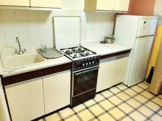 Продаж 1 кім на Юрія Літвіновського (Російська) 58 а Дарніцький