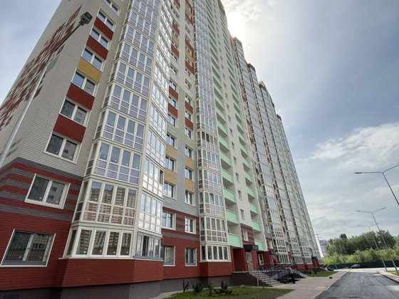«Патріотика» Бориса Гмирі 22-Б. «Синевір»