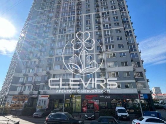 Продаж 3 кімнатної  квартири 100 кв.м2 в  ЖК Лебединий вул. Ревуцького 40-В, метро Харківська