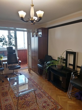 Продам 1-к кв,3 хв до м. Лівобережна,Флоренції,9. Цегляний будинок, вікна у двір - фото 1