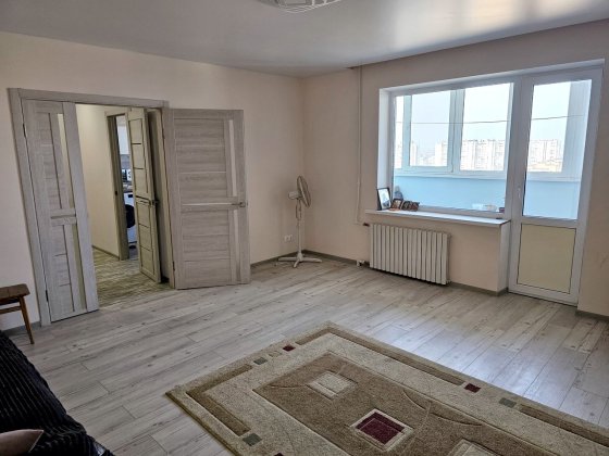 Продам 3-к квартиру (ленинградка 75 м2 ) на пр. Мира, Левобережный 3