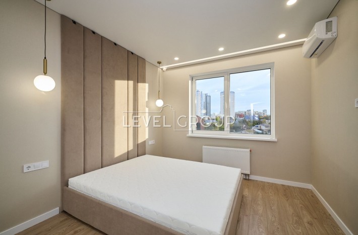 1К ЖК West House  Костанайська 13 Бізнес клас 42м  Метро Деміївська - фото 1