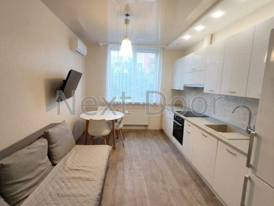 Продаж 1-кімнатної квартири, 51,1 м², 2/5 поверх, Київ