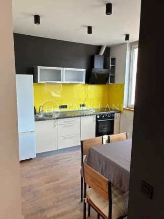 Продаж 1к квартири з ремонтом 4й пов ЖК Лікоград Здановської 50/2 метро Виставковий центр Васильківс - фото 1