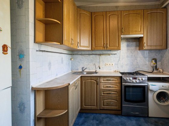 Продаж 2-х кімнатної квартири Багалія 11