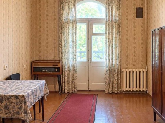 Терміново продам 2-кімнатну квартиру, Кловський узвіз, метро Кловська 750 метрів, Печерський район