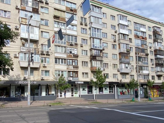 Продаж 1к квартири в центрі Києва, В.Васильківська, 131, метро Либідська, Палац Україна