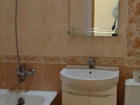 Продам 1 ком кв ул Полеская 16, Новая Дарница, Дарницкий Ж/Д вокзал, без комиссии