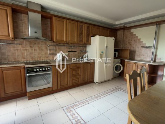 Без % Продаж 2 к квартири 65 кв.м.Братиславська 7. Чернігівська , Лісова