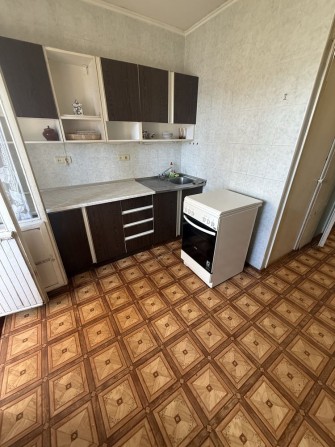 Продаж 2-к Харківське  шоссе,63 Метро Бориспільська - фото 1