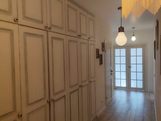 Продам 2-кімнатну квартиру 75,8 м² із резервним живленням у ЖК «Кришталеві Джерела 2», Феофанія
