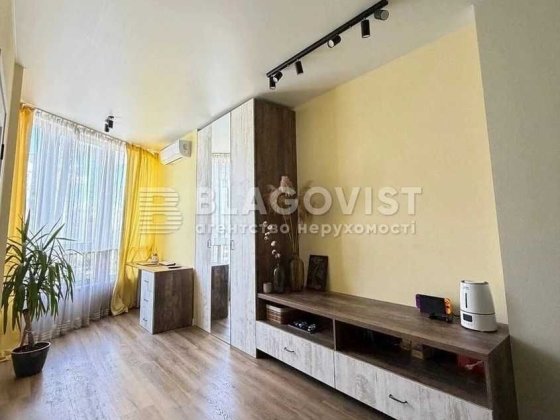 Продаж 2-кімн. квартири 58 м.кв. Сучасний ремонт. Анни Ахматової, 22 Позняки Дарницький р-н