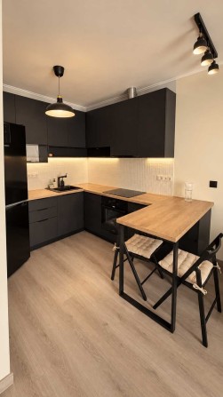 Продаж 1 квартири ЖК Республіка метро Теремки Голосіївський - фото 1