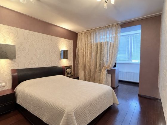 Продаж 3-кімнатної квартири. Позняки, Дарницький р-н.