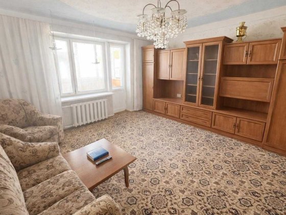 Супер ціна! Простора 3-кімнатна квартира 74 м² біля метро “Палац Україна”