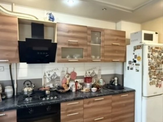 Продаж 3-кім. квартири з ремонтом, поруч м. Позняки!