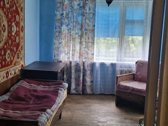 2кімнатна квартира по вулиці Воскресенська ,7