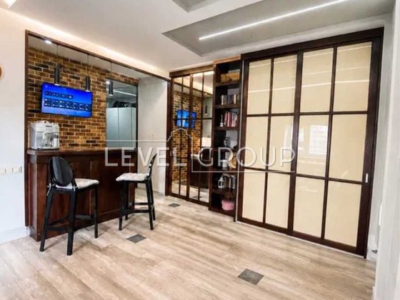 Продаж 1-к квартири 40 м² | вул. Олеся Гончара, 79 Шевченківський р-н Сталінка