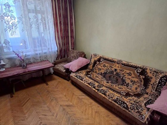 Продам однокімнатну квартиру Павла Петриченка 75