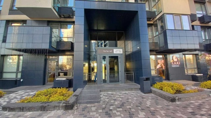 Продаж 1кім квартири 43кв.м. 4-й поверх ЖК Зарічний, паркінг, метро Славутич - фото 1