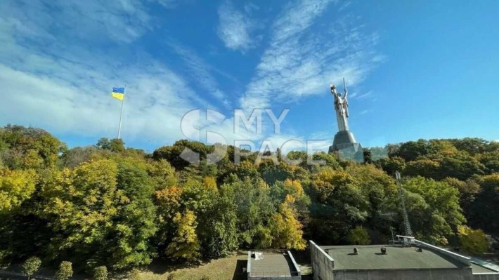 БЕЗ % Квартира в клубному будинку у центрі 220м2 вул. Редутна 67, Печерськ - фото 1